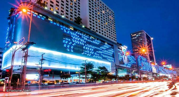 R9 Bangkok Hotel Luaran gambar