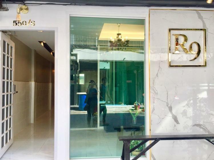 R9 Bangkok Hotel Luaran gambar