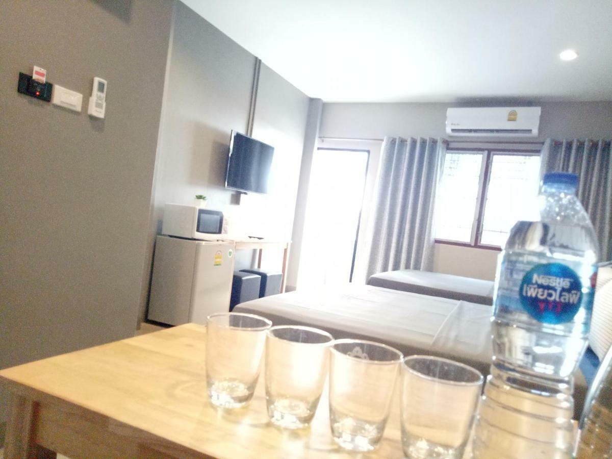 R9 Bangkok Hotel Luaran gambar